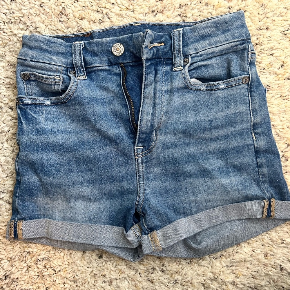 American eagle shorts size 000